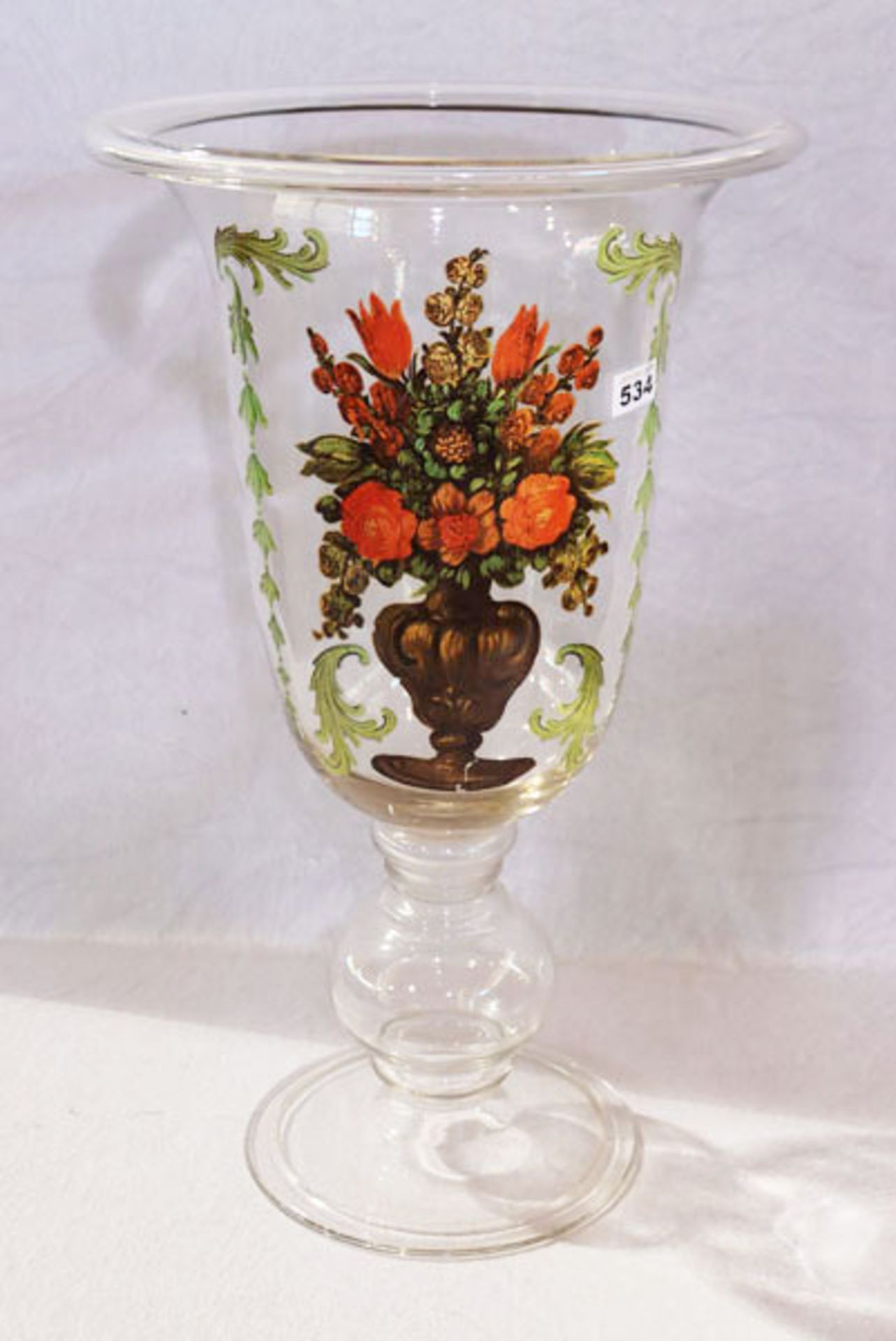 Große Glas Pokalvase mit Blumendekor, H 60 cm, D 37 cm, Gebrauchsspuren