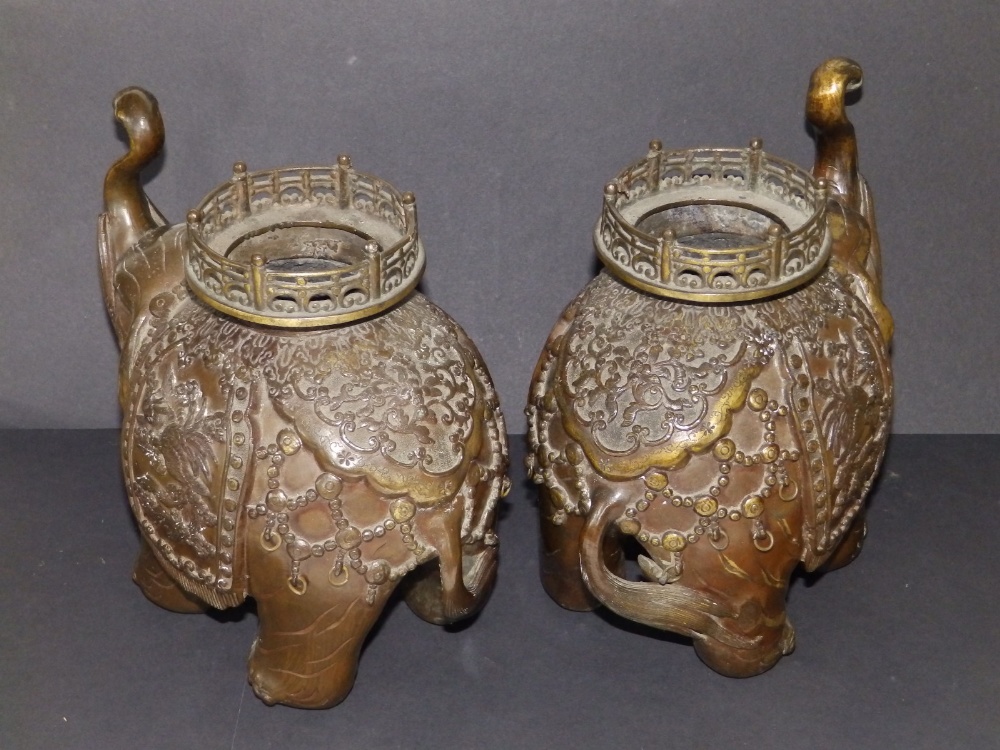 A pair of Chinese bronze elephant incense burners, 10.5" across. (2) - Image 2 of 6