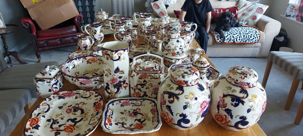 58 pieces of Masons Ironstone Mandalay pattern tableware, including a range of bowls and plates, a - Image 10 of 32
