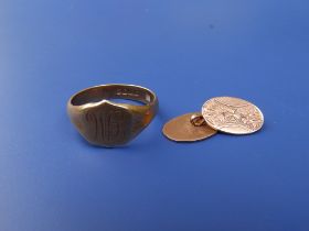 An early 20thC 18ct gold signet ring - London marks, finger size X/Y and one 9ct cufflink (2)