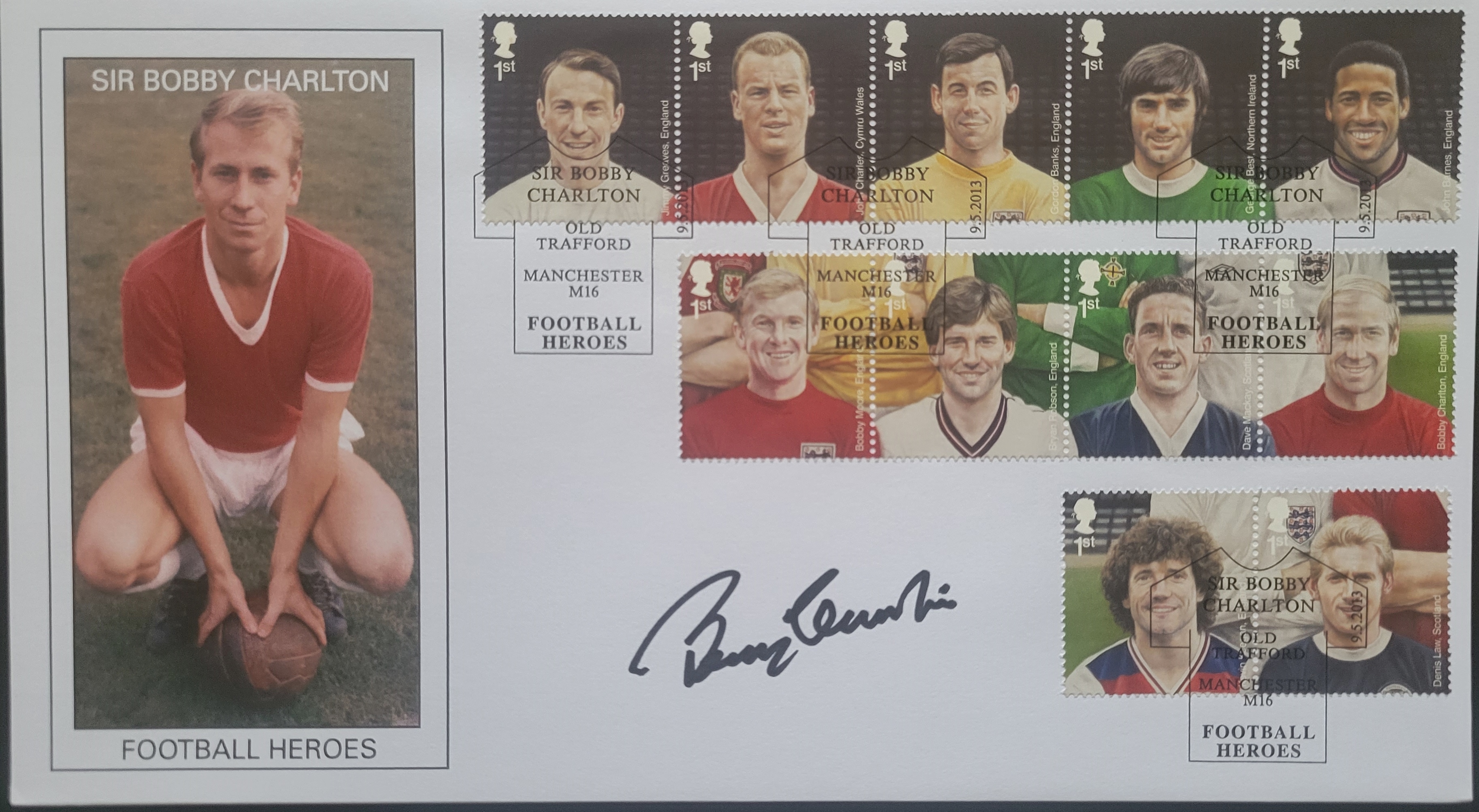 MANCHESTER UNITED BOBBY CHARLTON FOOTBALL HEROES AUTOGRAPHED POSTAL COVER