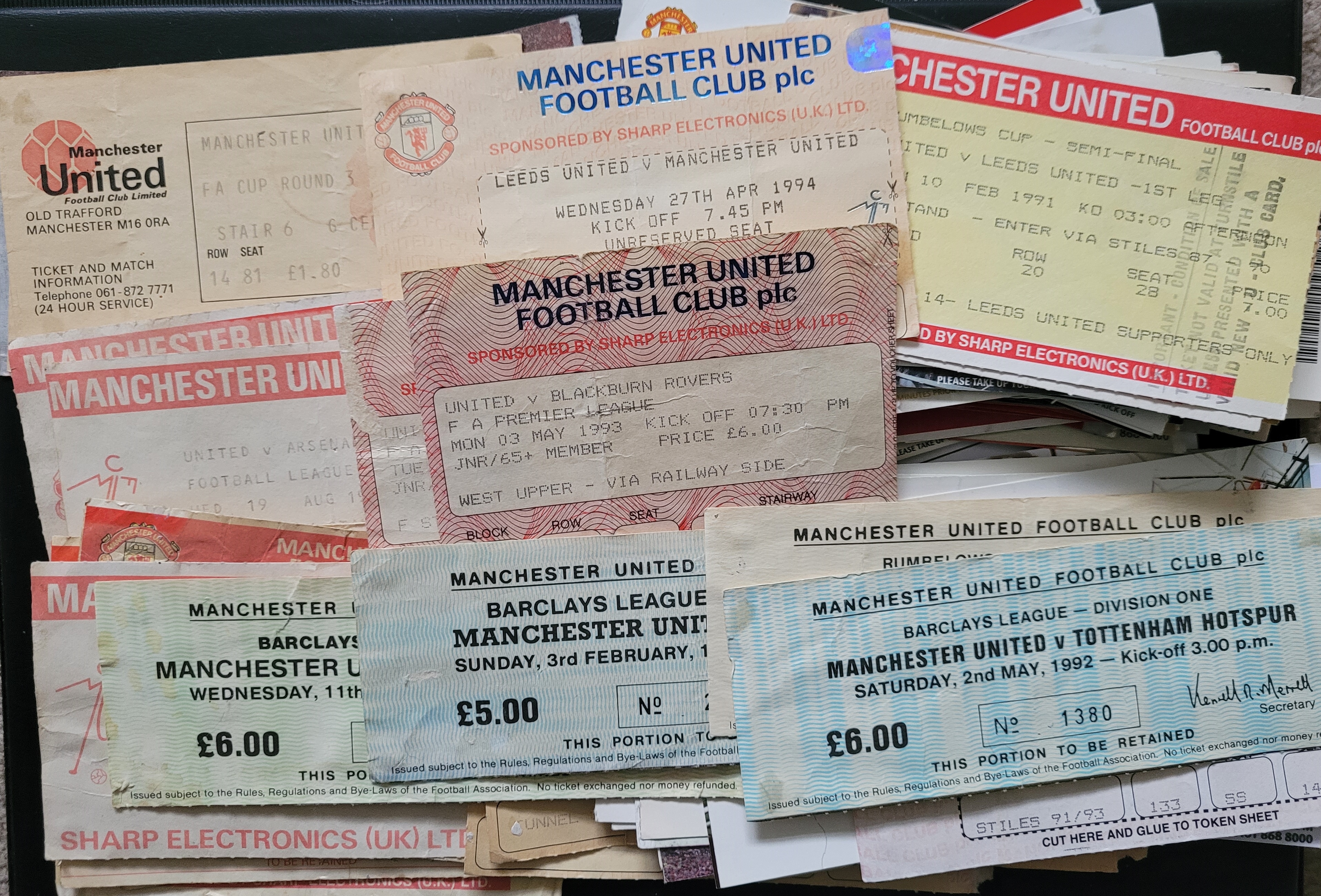 MANCHESTER UNITED HOME MATCH TICKETS X 111