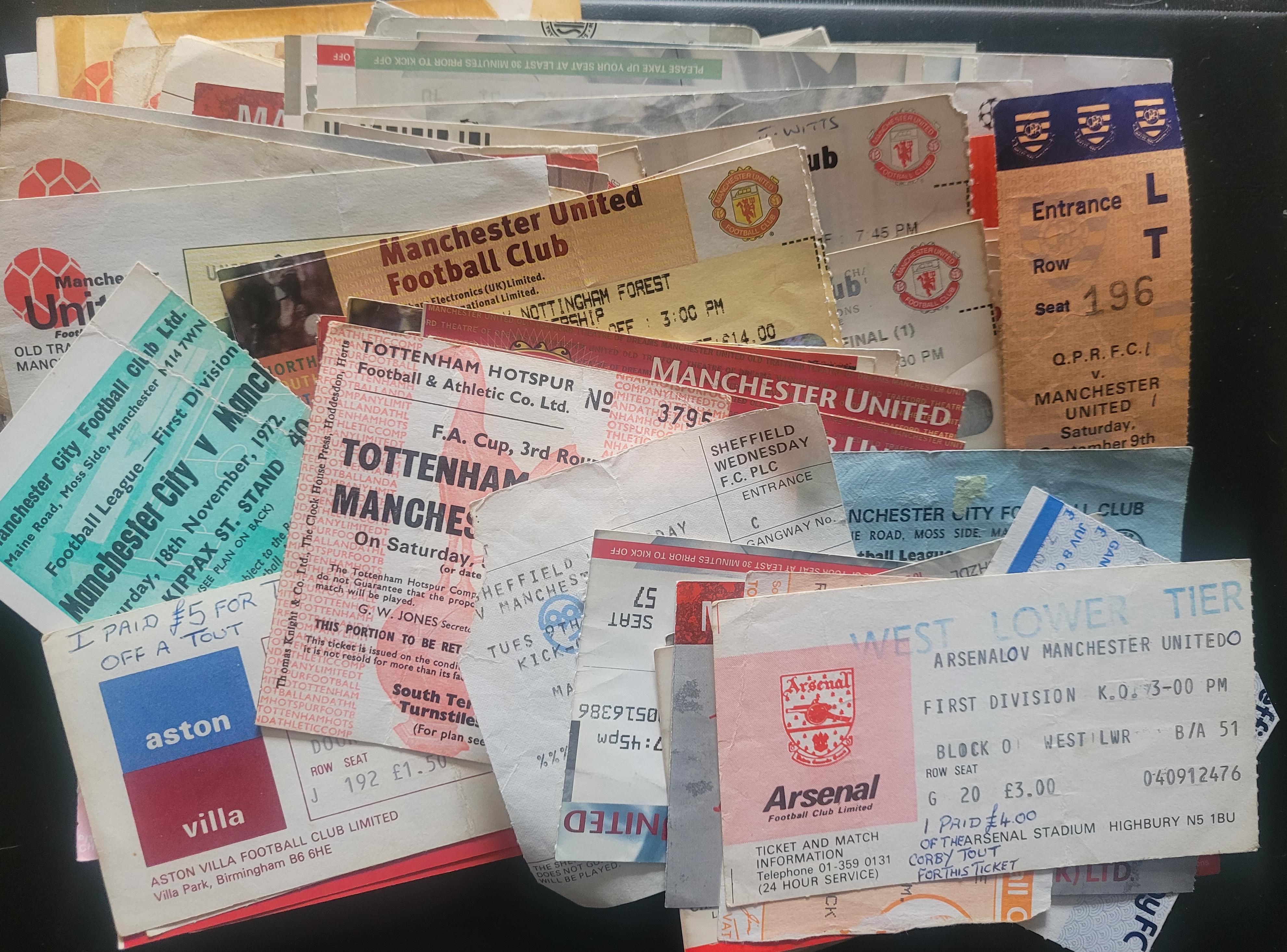 MANCHESTER UNITED HOME & AWAY MATCH TICKETS X 139 FROM 1970'S ONWARDS