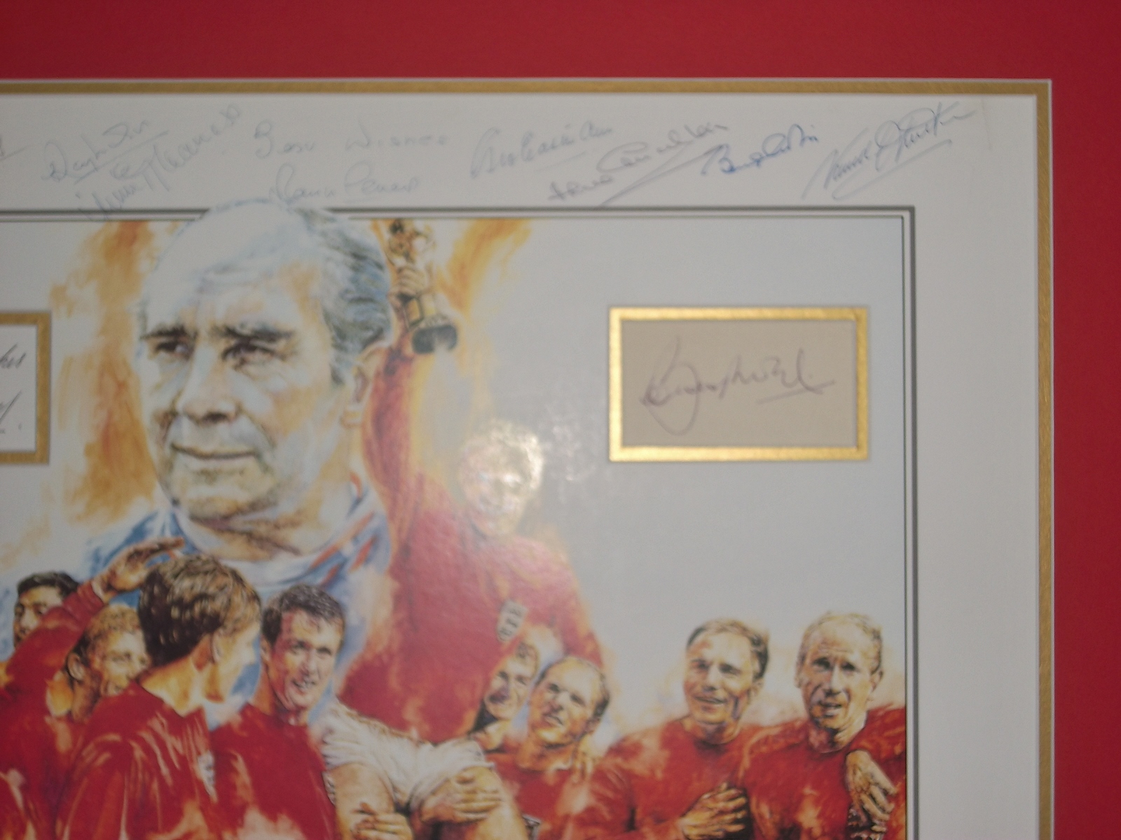 ENGLAND 1966 WORLD CUP WINNERS FULLY AUTOGRAPHED DISPLAY - Image 4 of 7