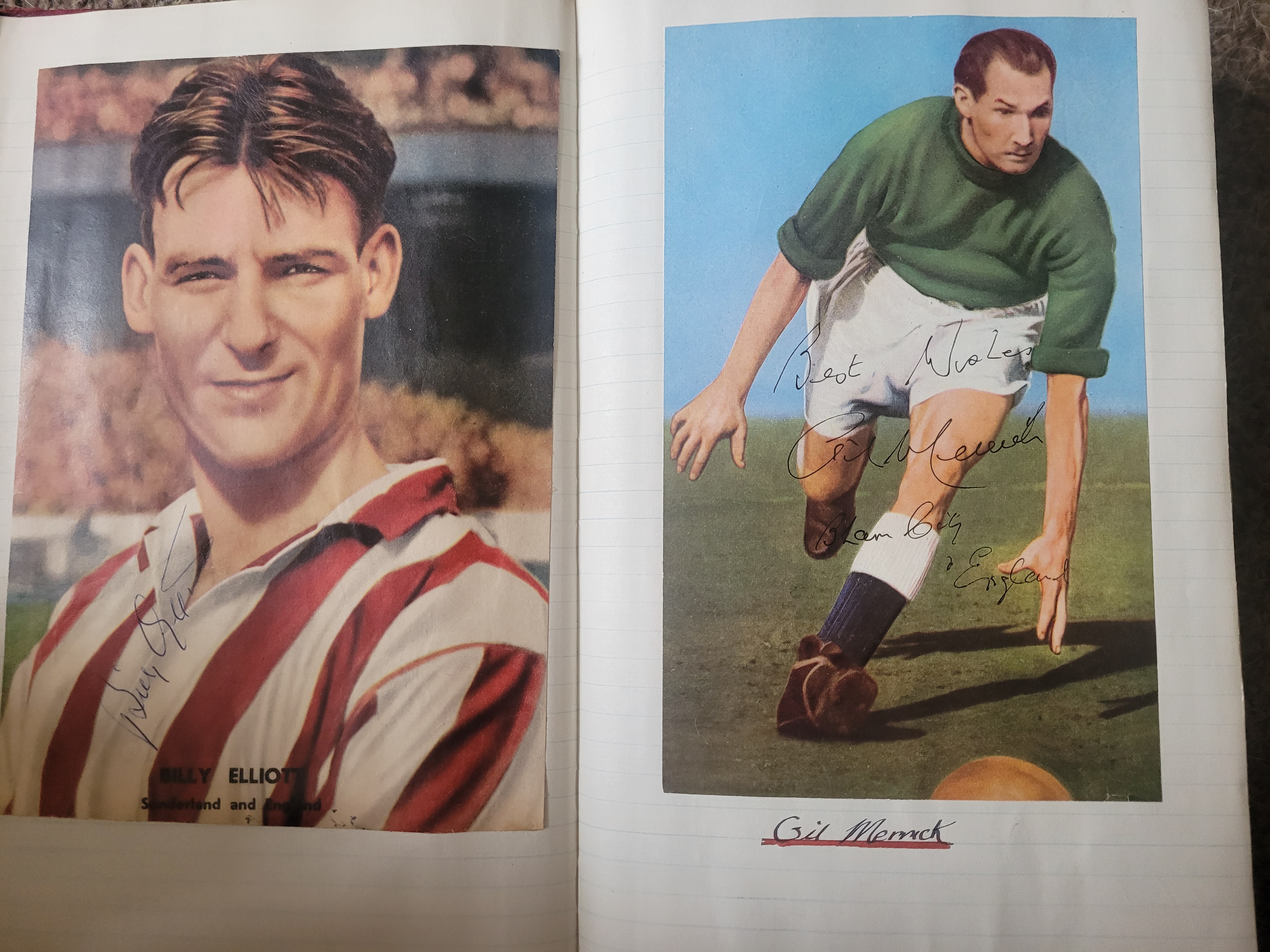 BOOK CONTAINING OVER 1,300 AUTOGRAPHED PICTURES INC' 4 OF MANCHESTER UNITED'S DUNCAN EDWARDS - Image 10 of 160
