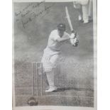 CRICKET JACK FINGLETON ORIGINAL AUTOGRAPHED PRESS PHOTO ( AUSTRALIA )