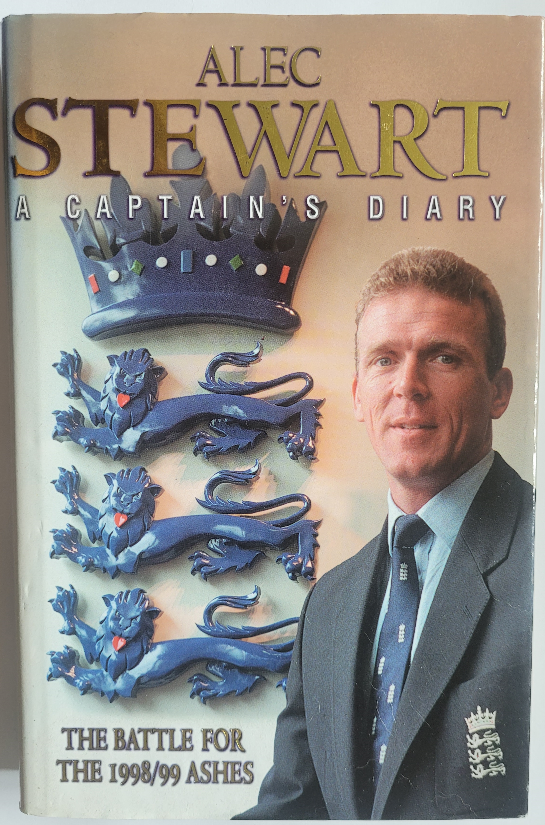 CRICKET ALEC STEWART AUTOGRAPHED BOOK