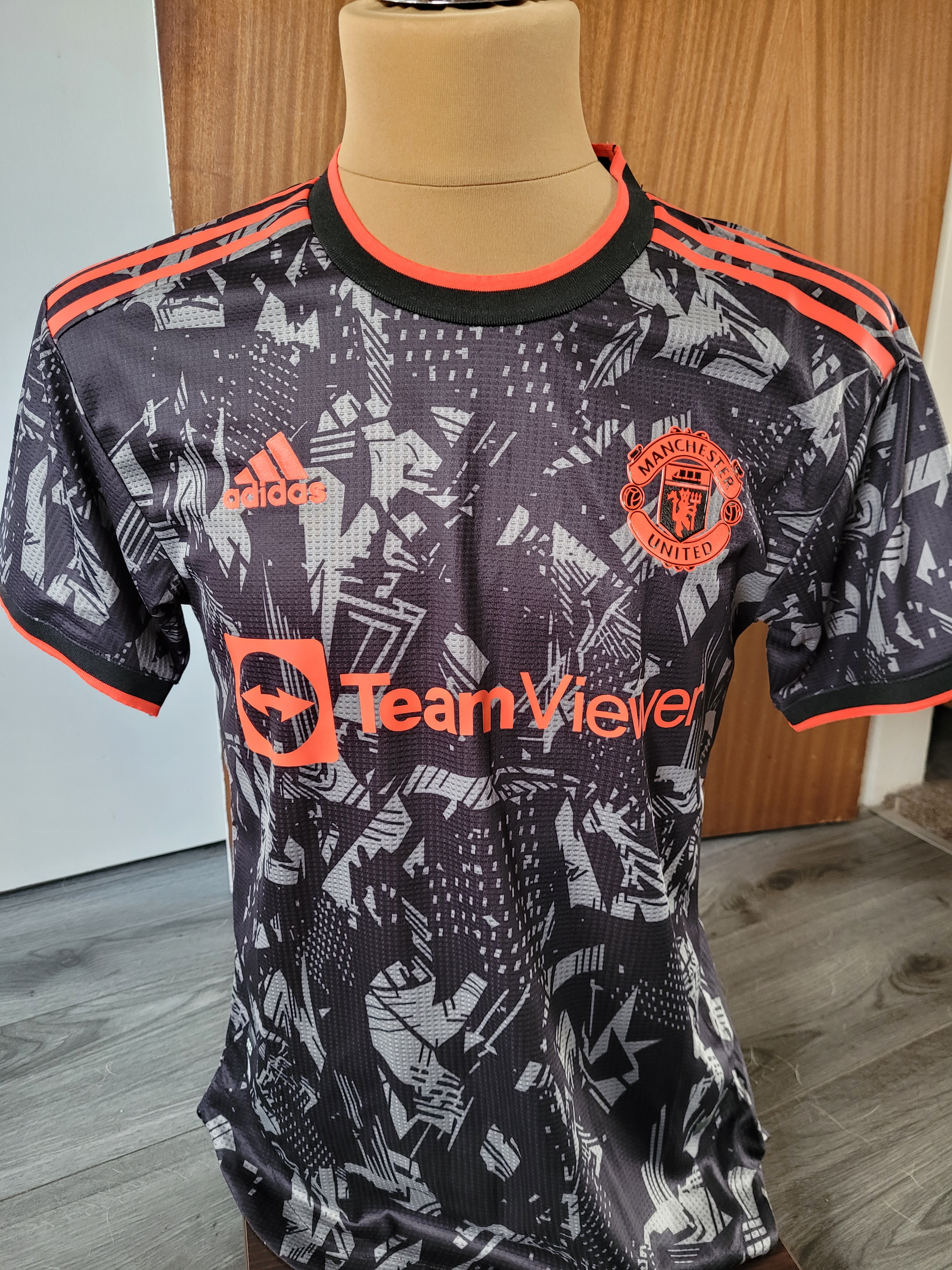 MANCHESTER UNITED ADDIDAS T- SHIRT