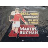 MANCHESTER UNITED LARGE MARTIN BUCHAN BADGE