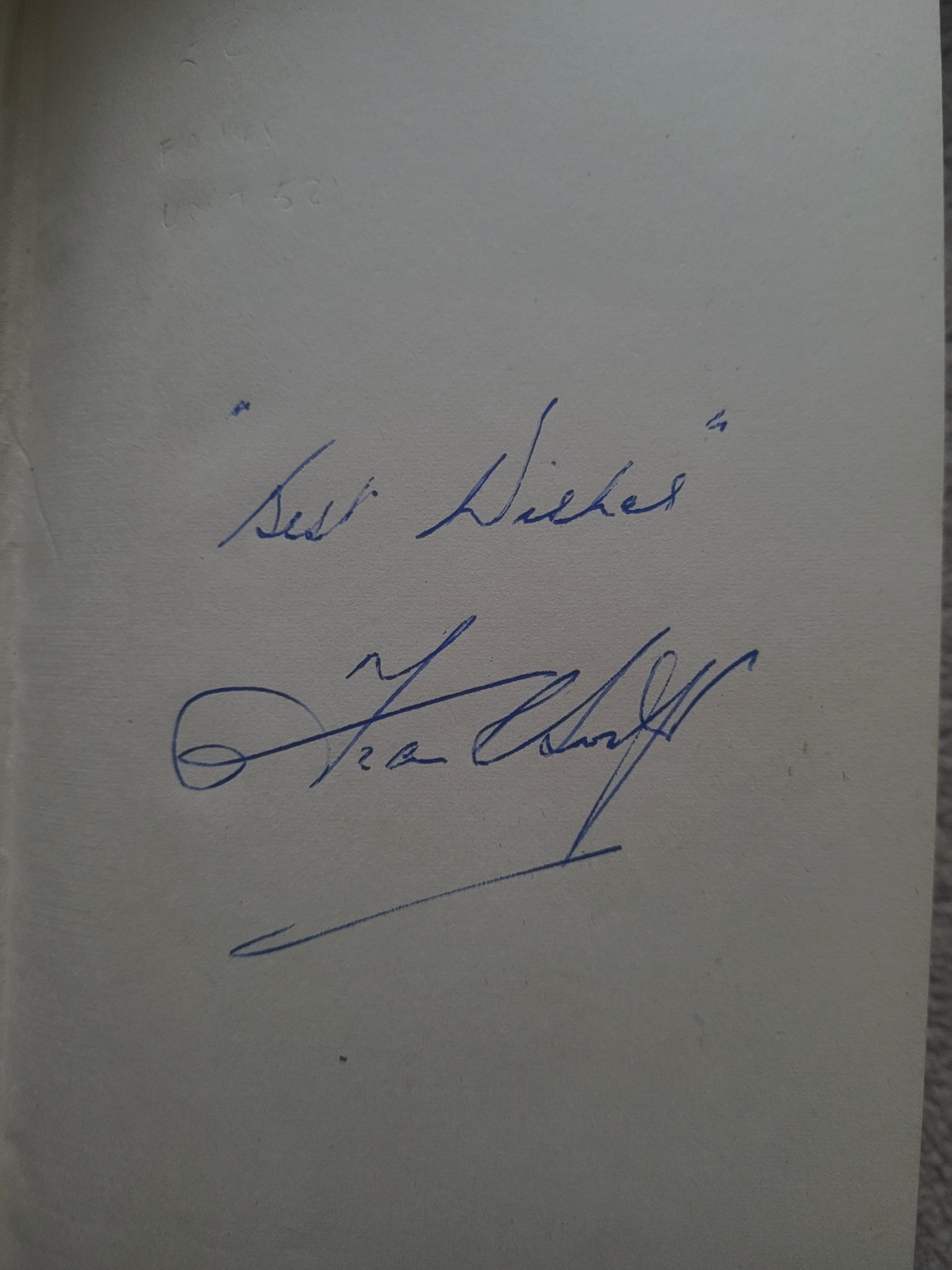 MANCHESTER CITY & ENGLAND FRANK SWIFT AUTOGRAPHED BOOK - Image 2 of 2