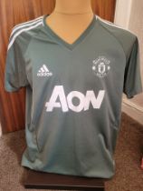 MANCHESTER UNITED T- SHIRT