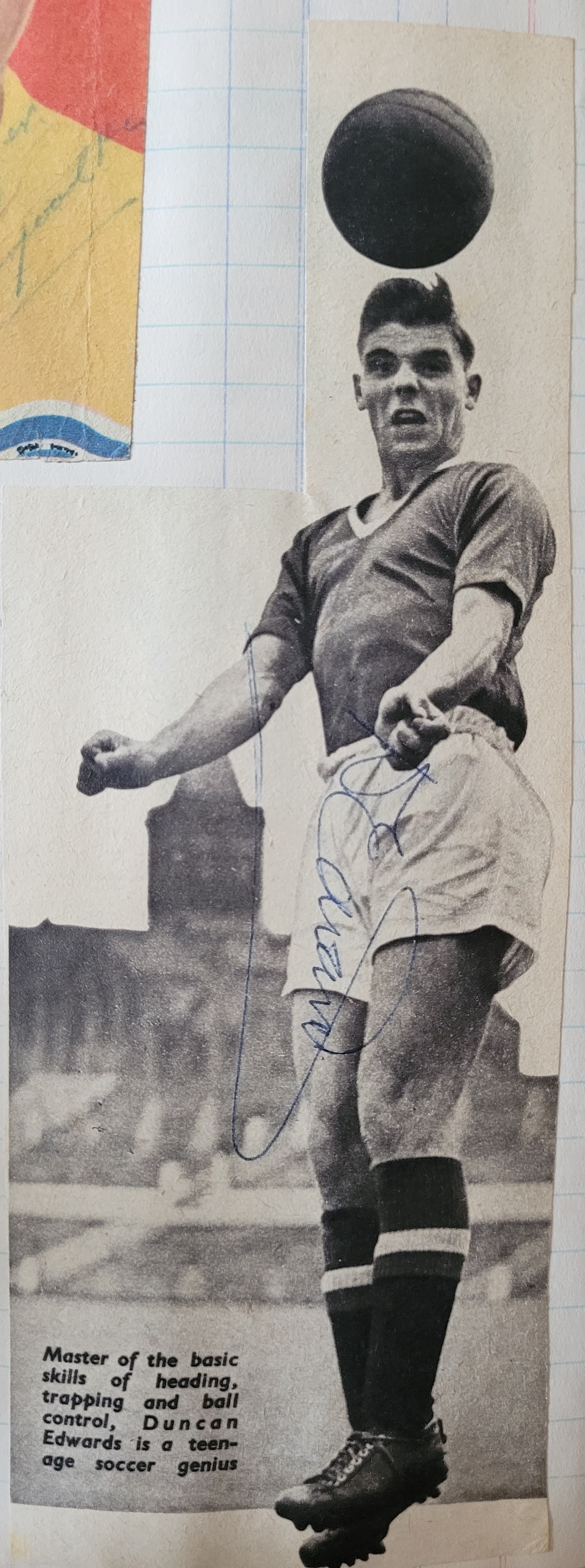 BOOK CONTAINING OVER 1,300 AUTOGRAPHED PICTURES INC' 4 OF MANCHESTER UNITED'S DUNCAN EDWARDS - Image 3 of 160