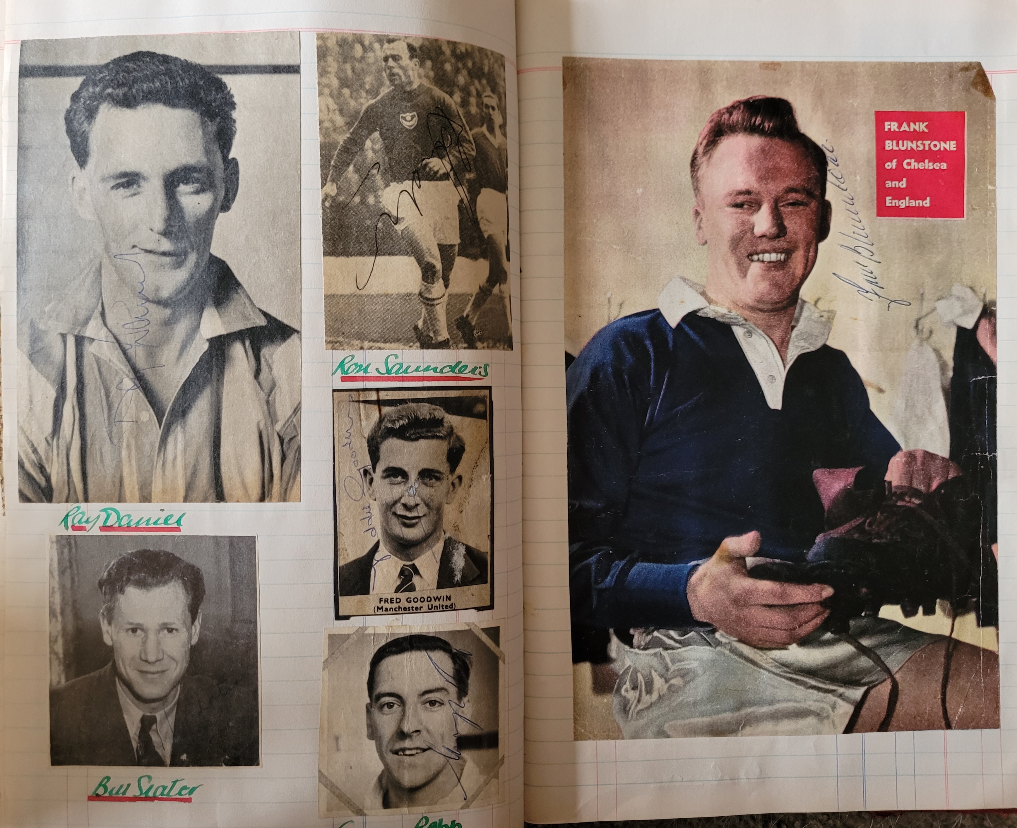 BOOK CONTAINING OVER 1,300 AUTOGRAPHED PICTURES INC' 4 OF MANCHESTER UNITED'S DUNCAN EDWARDS - Image 128 of 160