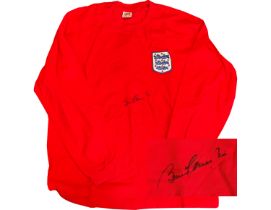 ENGLAND 1966 WORLD CUP FINAL RETRO SHIRT AUTOGRAPHED BY BOBBY CHARLTON