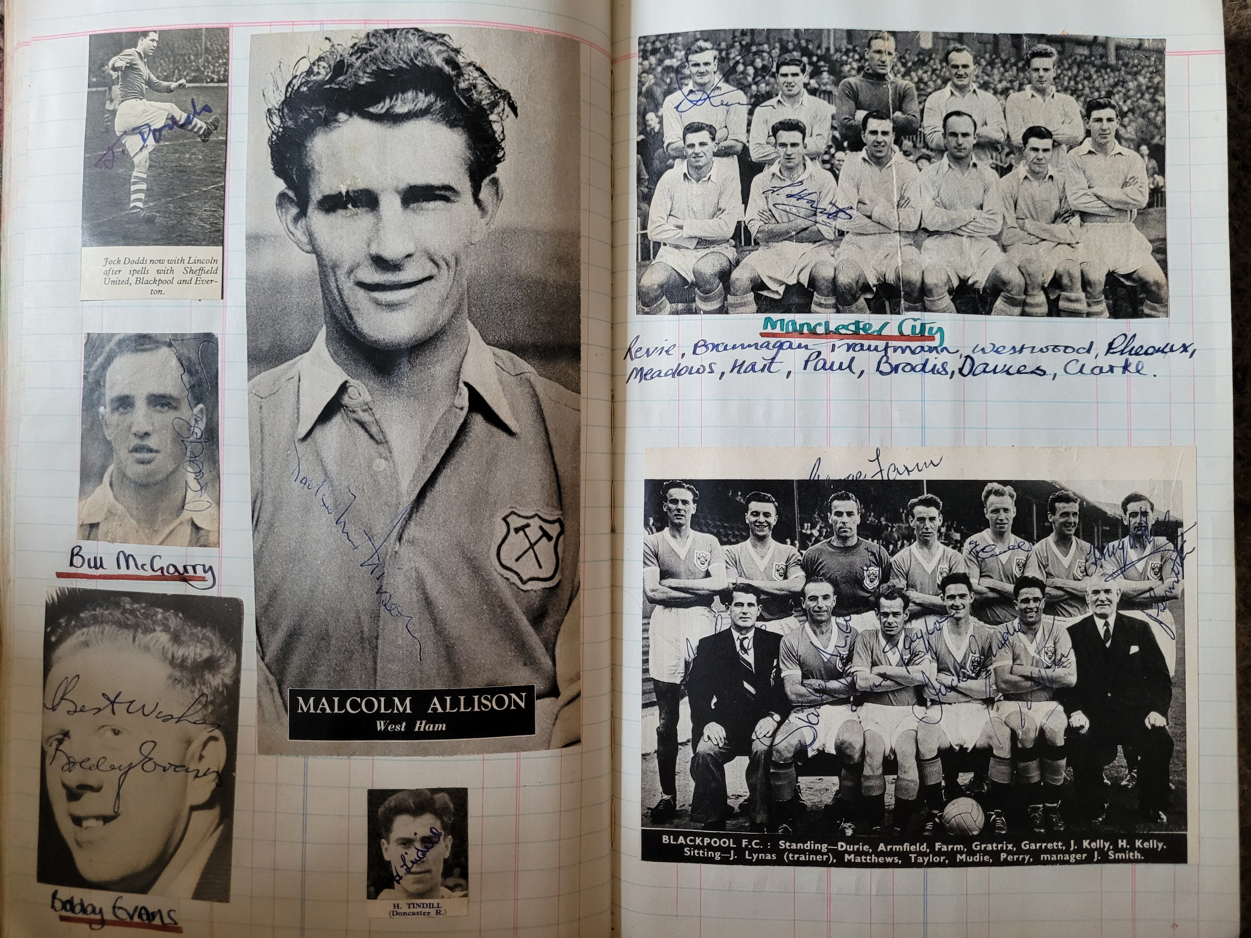 BOOK CONTAINING OVER 1,300 AUTOGRAPHED PICTURES INC' 4 OF MANCHESTER UNITED'S DUNCAN EDWARDS - Image 48 of 160