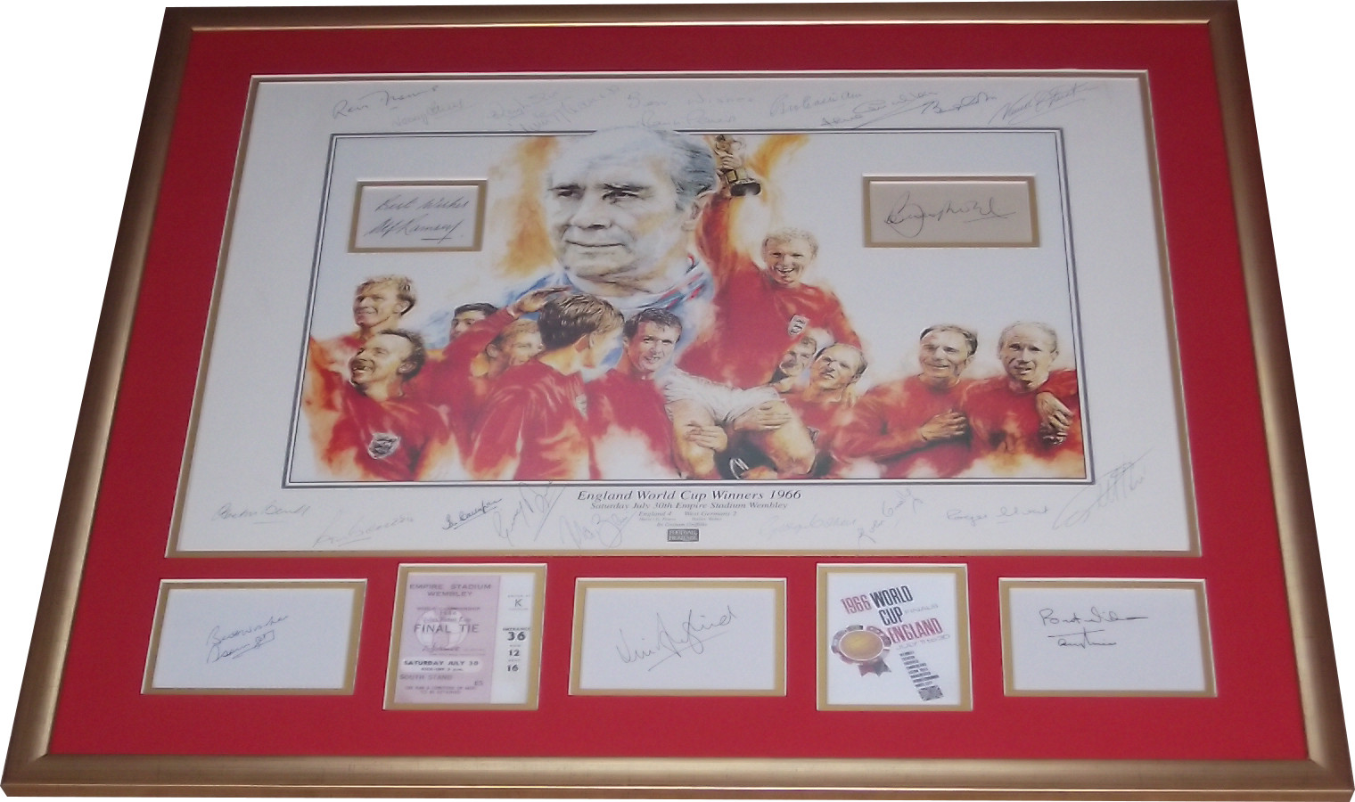 ENGLAND 1966 WORLD CUP WINNERS FULLY AUTOGRAPHED DISPLAY - Image 2 of 7