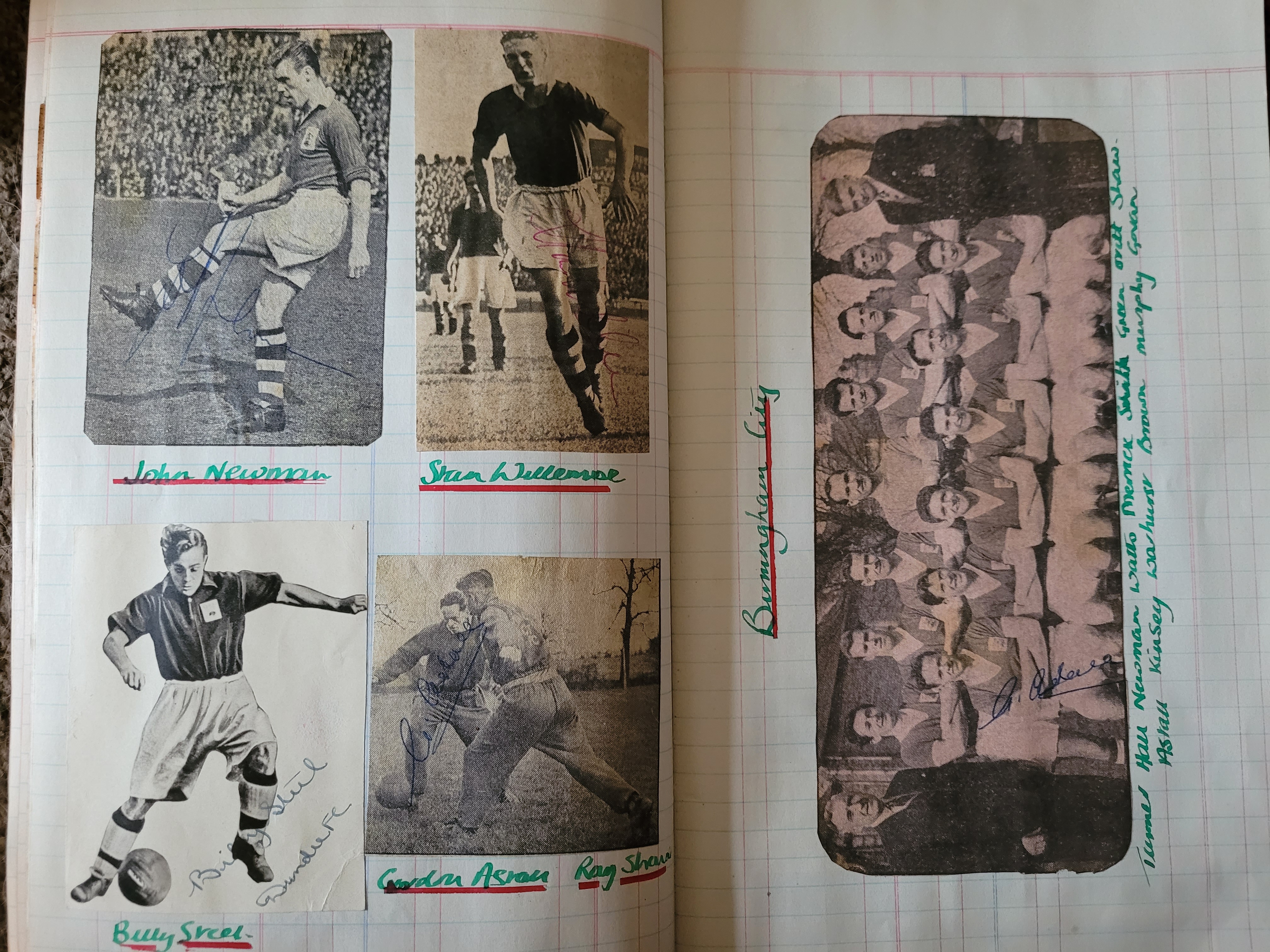 BOOK CONTAINING OVER 1,300 AUTOGRAPHED PICTURES INC' 4 OF MANCHESTER UNITED'S DUNCAN EDWARDS - Image 140 of 160