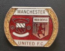 MANCHESTER UNITED VINTAGE BADGE MADE BY REEVES