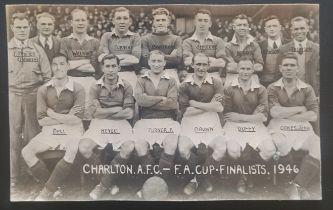 1946 CHARLTON ATHLETIC FA CUP FINALISTS PHOTO