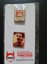 MANCHESTER UNITED SUPPORTERS TRUST 2011-12 BADGES
