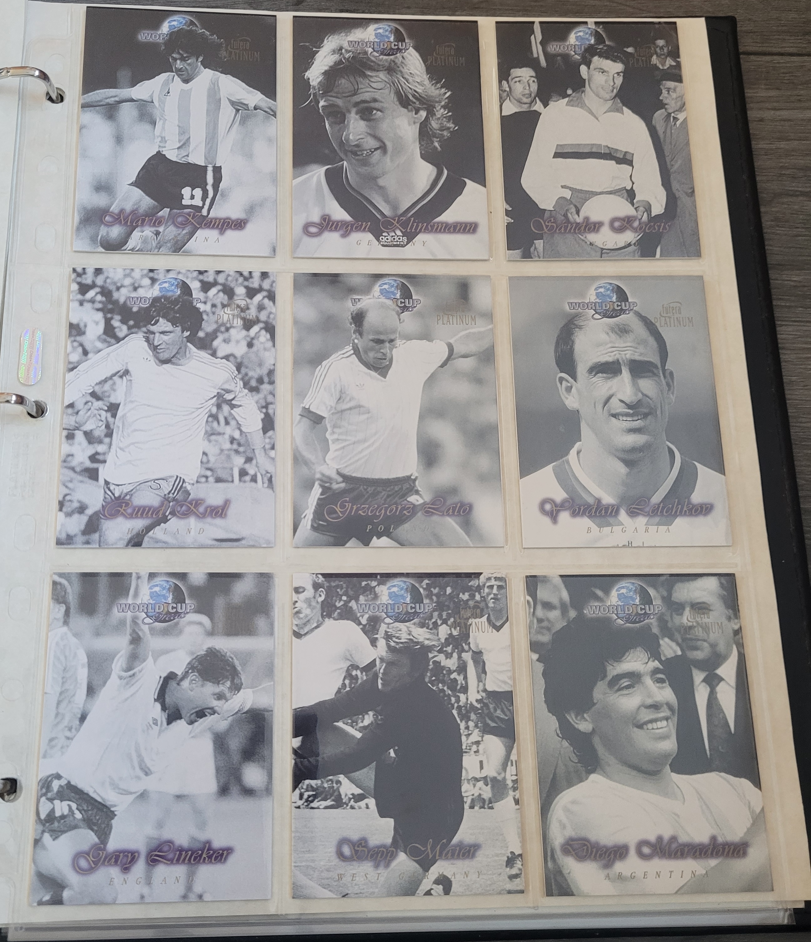LIMITED EDITION FUTERA PLATINUM ALBUM OF WORLD CUP GREATS - FULL SET OF 51 CARDS - Image 5 of 6