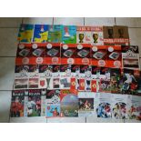 MANCHESTER UNITED EUROPEAN HOME PROGRAMMES X 35