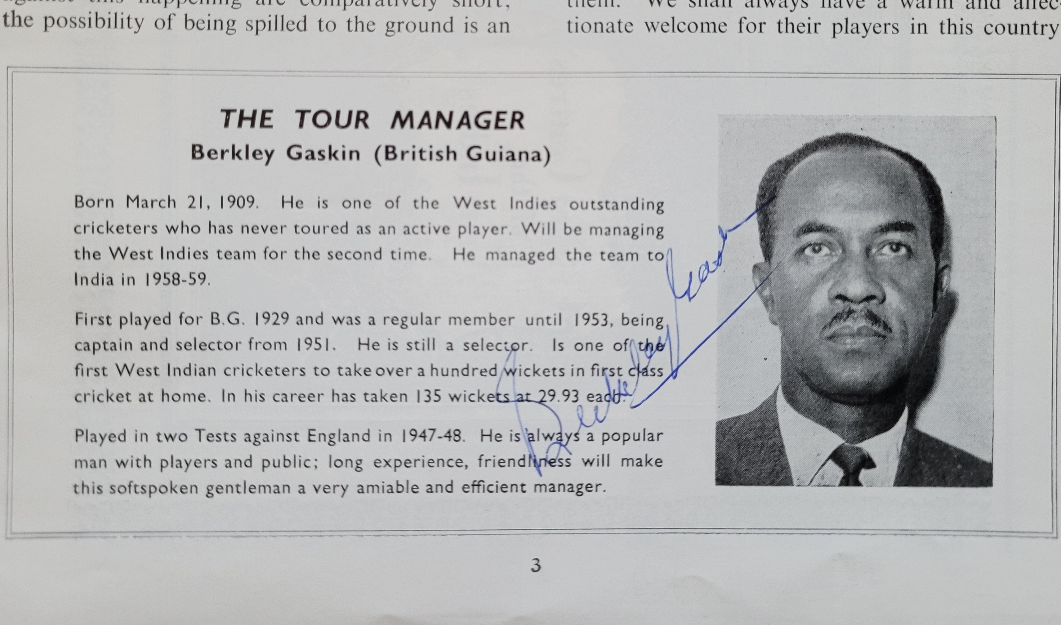1963 WEST INDIES CRICKET TOUR TO ENGLAND AUTOGRAPHED BROCHURE - Image 3 of 10