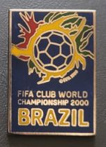 2000 FIFA CLUB WORLD CHAMPIONSHIP OFFICIAL BADGE - INCLUDED MANCHESTER UNITED