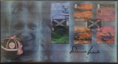 SCOTLAND THE TARTAN ARMY POSTAL COVER AUTOGRAPHED BY DENIS LAW