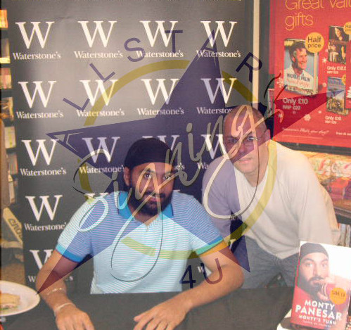 CRICKET MONTY PANESAR AUTOGRAPHED BOOK - Bild 3 aus 3