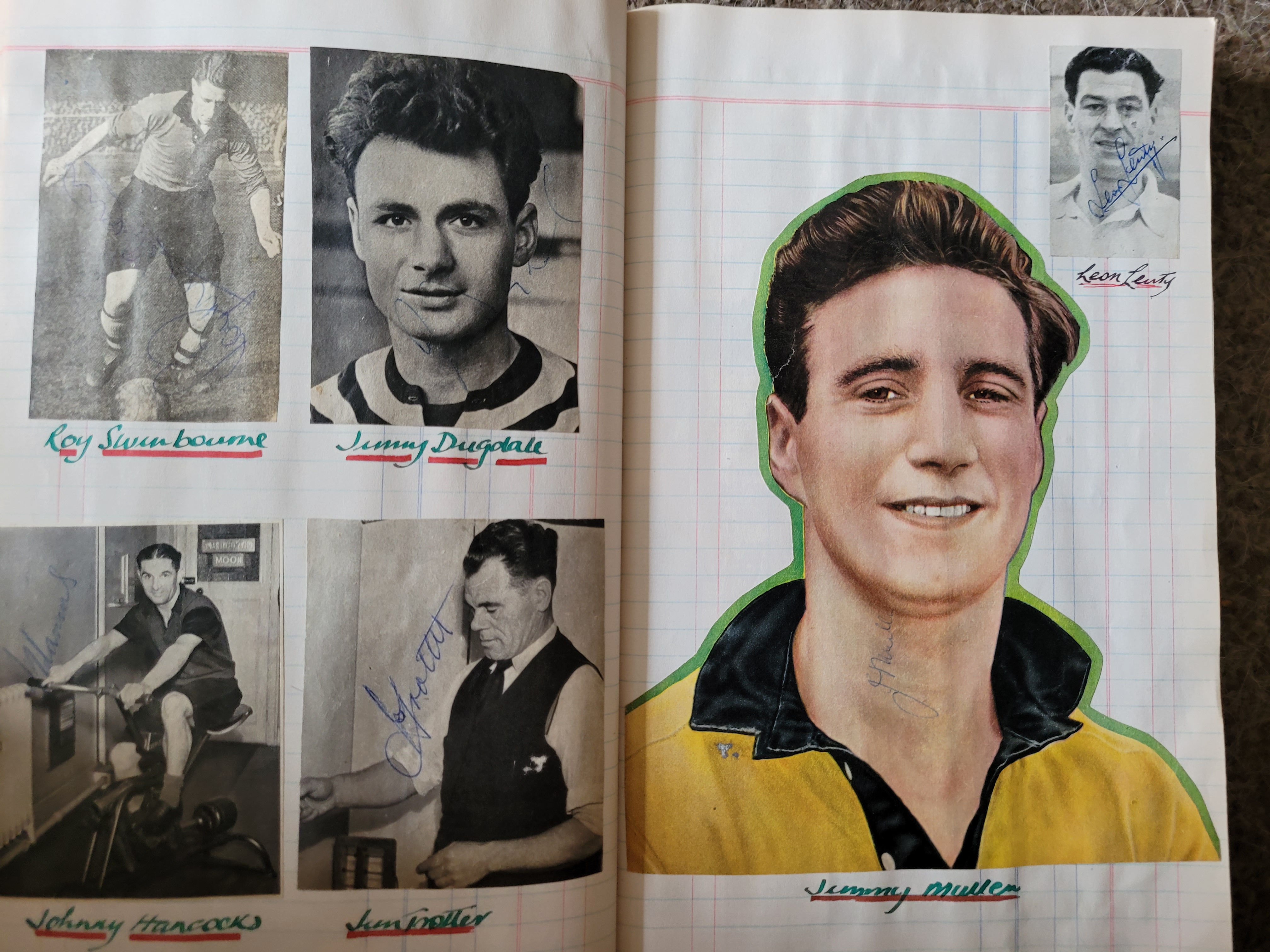 BOOK CONTAINING OVER 1,300 AUTOGRAPHED PICTURES INC' 4 OF MANCHESTER UNITED'S DUNCAN EDWARDS - Image 95 of 160