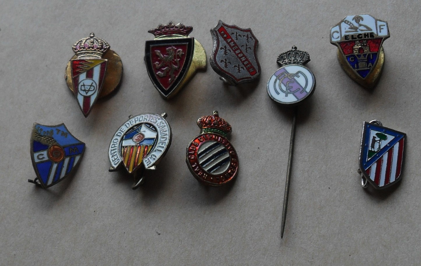 VINTAGE FOREIGN FOOTBALL BADGES X 9 INCLUDES REAL MADRID