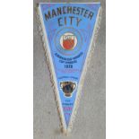 VINTAGE MANCHESTER CITY PENNANT