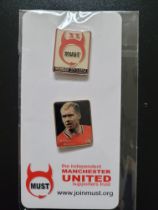 MANCHESTER UNITED SUPPORTERS TRUST 2013-14 BADGES