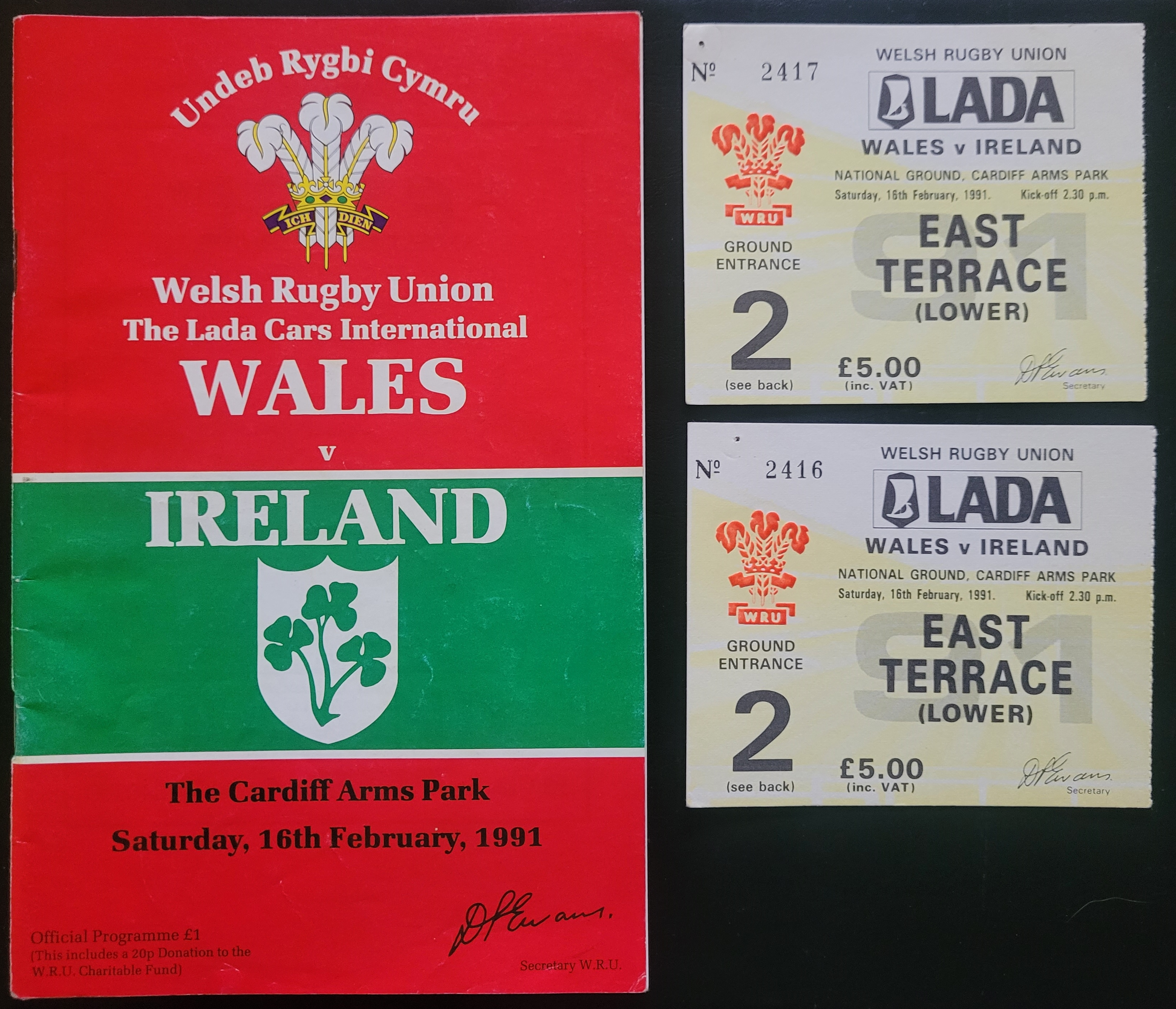 RUGBY UNION 1991 WALES V IRELAND PROGRAMME & 2 TICKETS