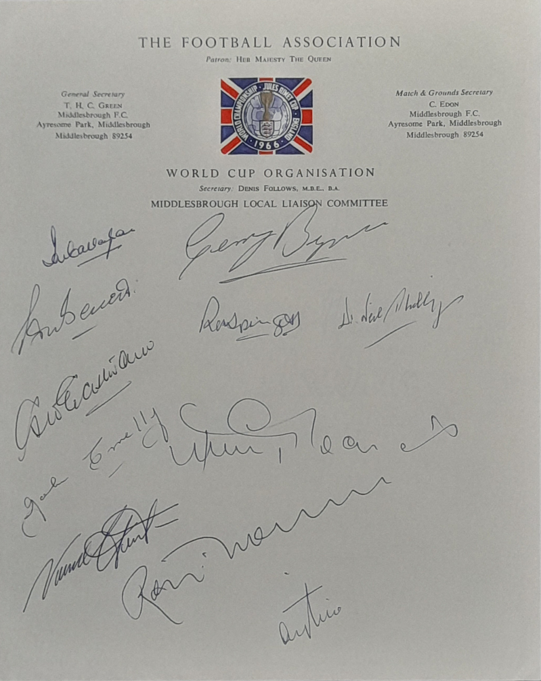 ENGLAND 1966 WORLD CUP WINNERS AUTOGRAPHS