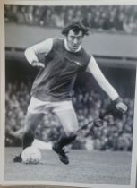 ARSENAL RAY KENNEDY LARGE AUTOGRAPHED PHOTO