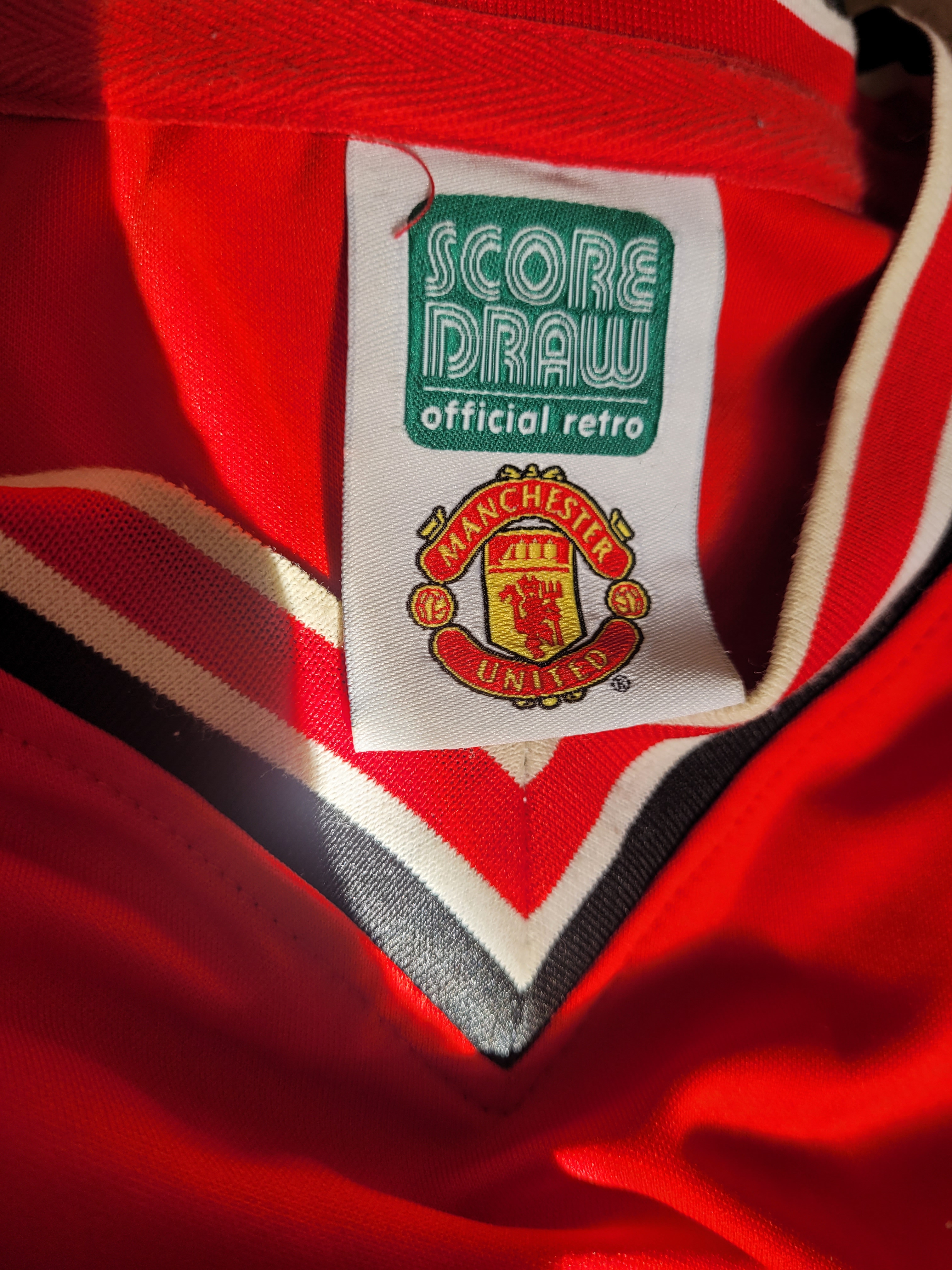 MANCHESTER UNITED 1985 FA CUP FINAL OFFICIAL RETRO SHIRT - Image 3 of 3