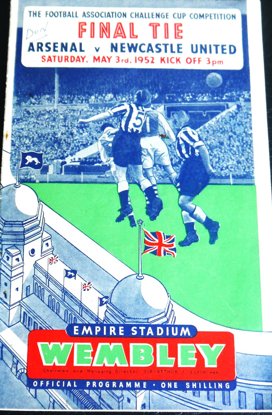 1952 FA CUP FINAL ARSENAL V NEWCASTLE UNITED FULLY SIGNED BY BOTH TEAMS