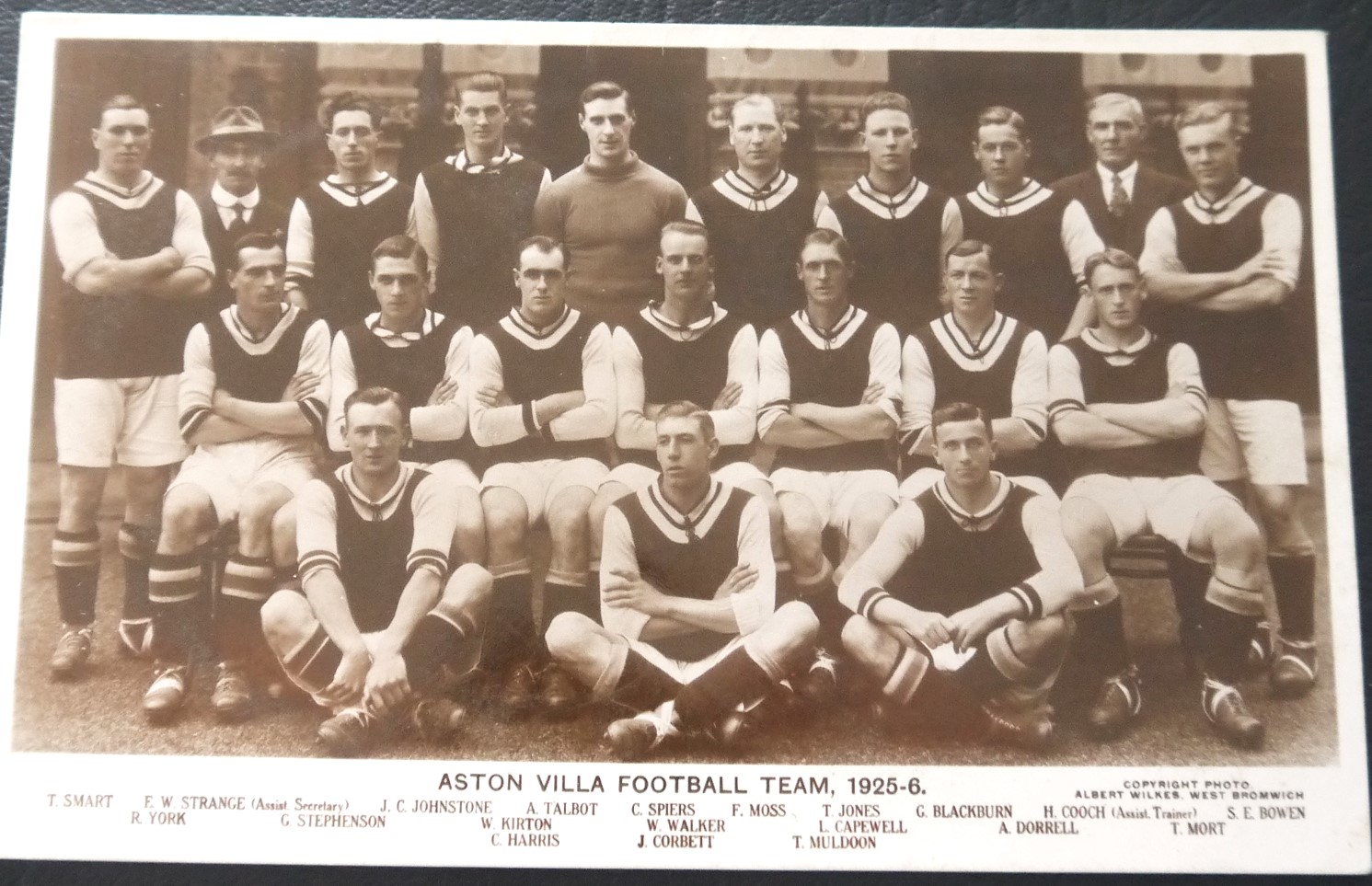 1925-26 ORIGINAL ASTON VILLA POSTCARD