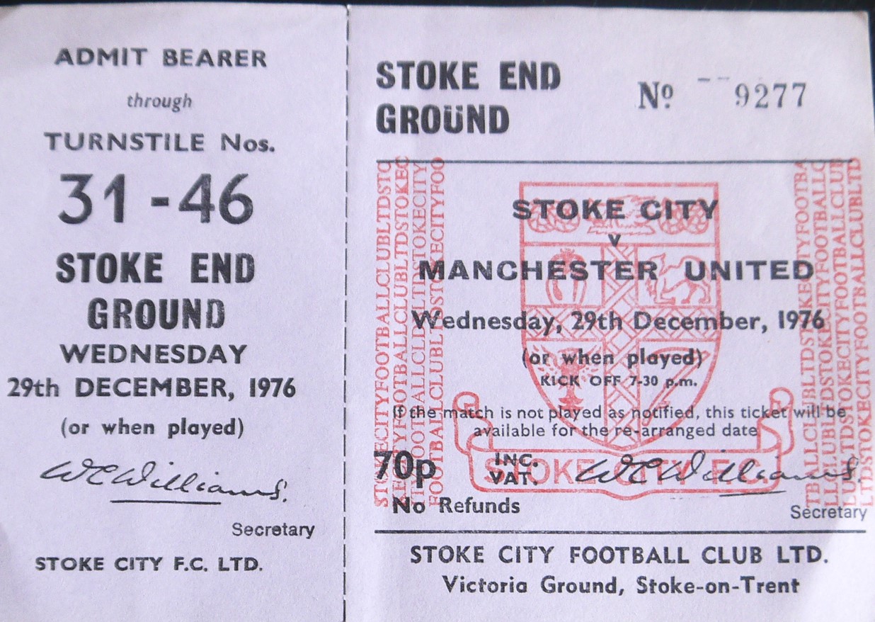 1976-77 STOKE CITY V MANCHESTER UNITED UNUSED COMPLETE TICKET