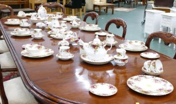 Large quantity of Royal Albert Old Country Roses dinner and tea set