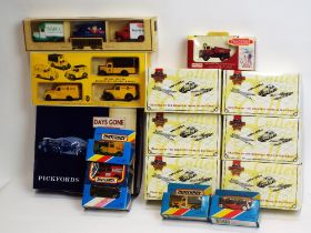 Collection of boxed diecast vehicles, AA mobile vans of the 1950's, Pickfords days gone models,