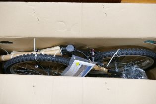 Boxed unassembled Universal Cycles gents bicycle (as new)