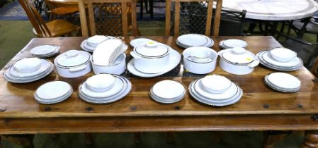White and gilt dinner service by Thomas of Germany, tureens, ashettes, plates,