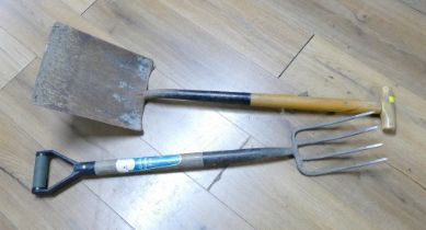 Garden fork and spade