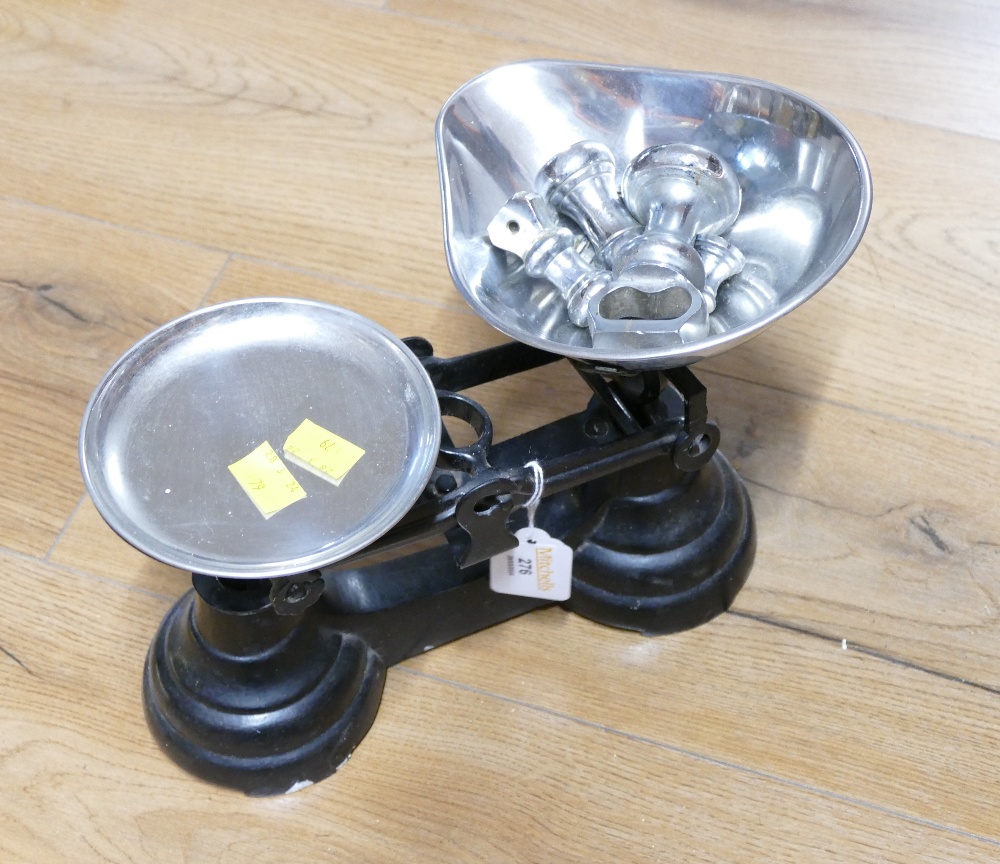 Librasco scales with weights