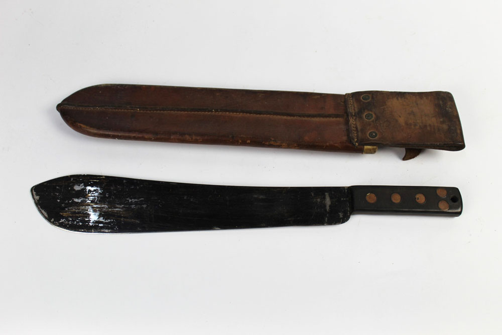 A military issue machete, the blade stamped with a broad arrow and Serial No. - Image 2 of 2