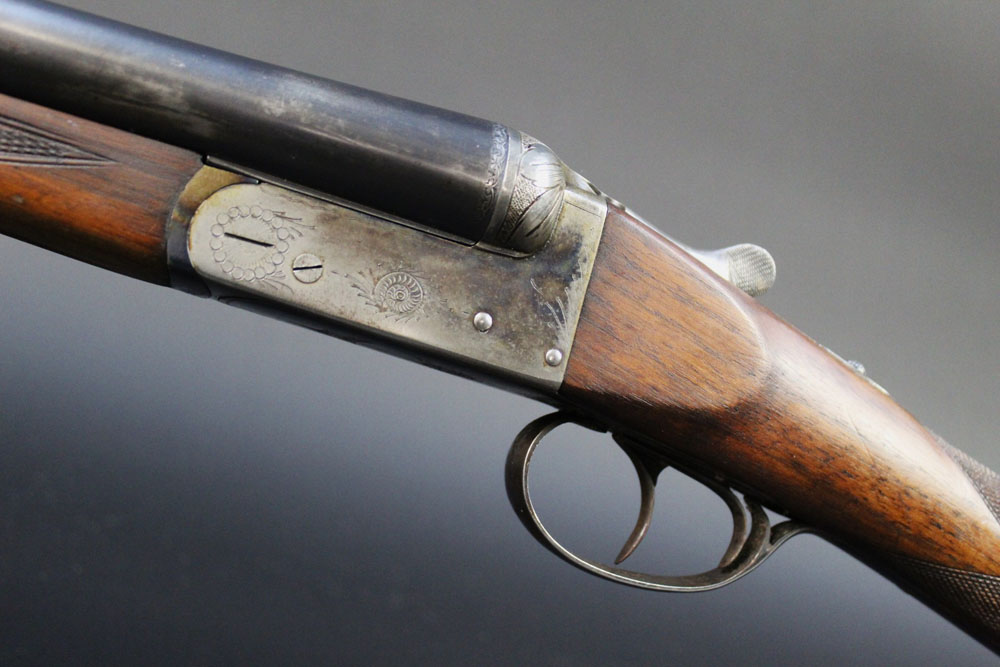 A Ugartechea 12 bore side by side shotgun, with 27 3/4" barrels, 70 mm chambers, boxlock, - Image 3 of 7