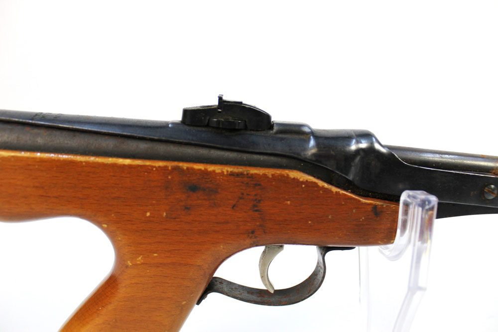 A Diana Series 70 Mk 4 overlever air pistol, cal 177, no visible serial number. - Image 3 of 4
